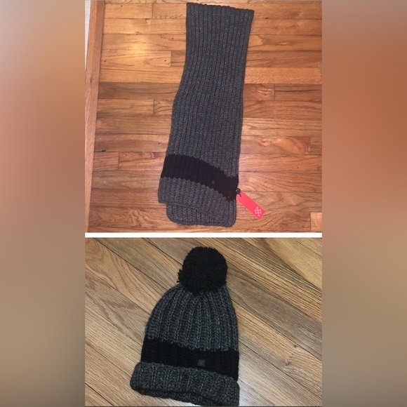 CH Carolina Herrera unisex scarf and hat set